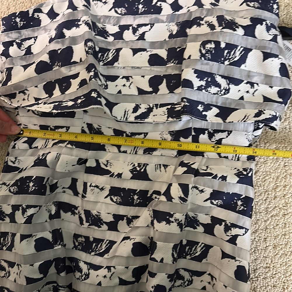Patterned Cocktail Dress - Picture 13 of 14
